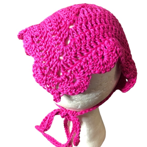 Handmade Crochet Scalloped Edge Open Weave Pink Bandana - Picture 2 of 15
